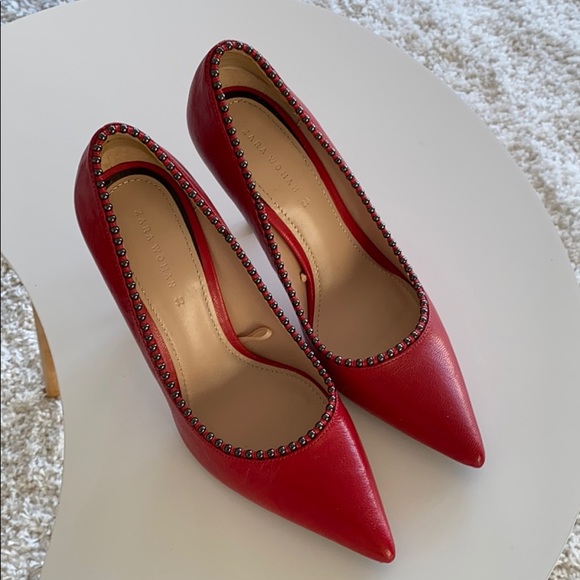 Shoes - Picture 4 of 4